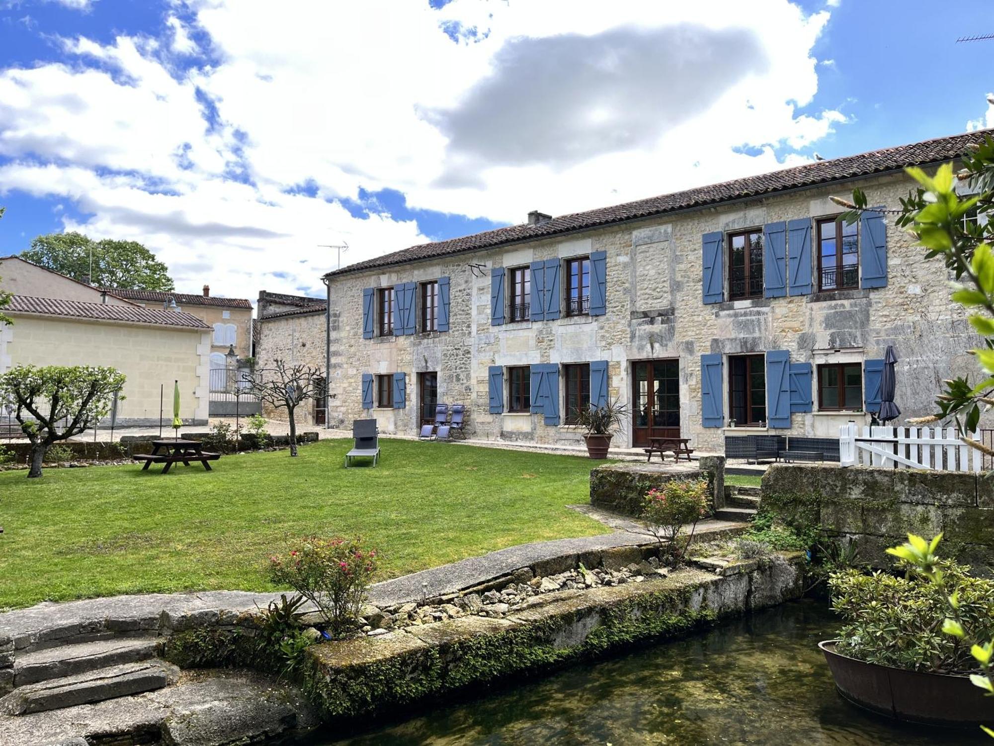 Petit Moulin De Veillard Villa Bourg-Charente Dış mekan fotoğraf