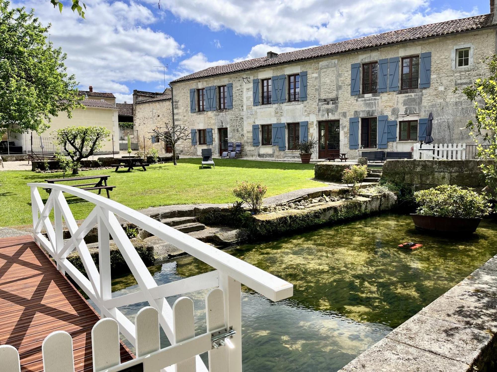 Petit Moulin De Veillard Villa Bourg-Charente Dış mekan fotoğraf